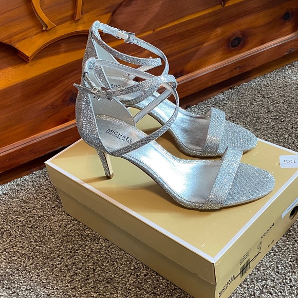 Michael Kors Ava Mid Sandal Glittering Mesh Silver Heels 8.5 - Picture 2 of 7